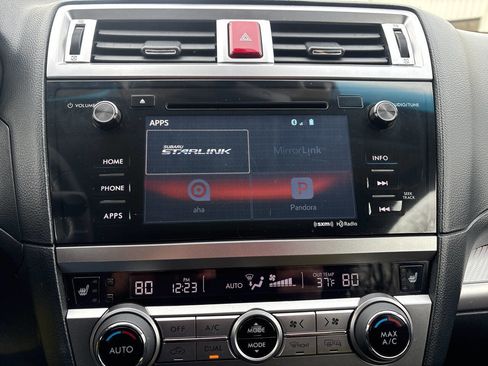 Used 2017 Subaru Outback 2.5i Premium image 15