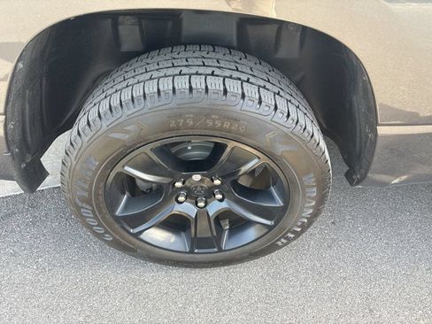Used 2022 RAM 1500 Big Horn AWD/4WD image 14