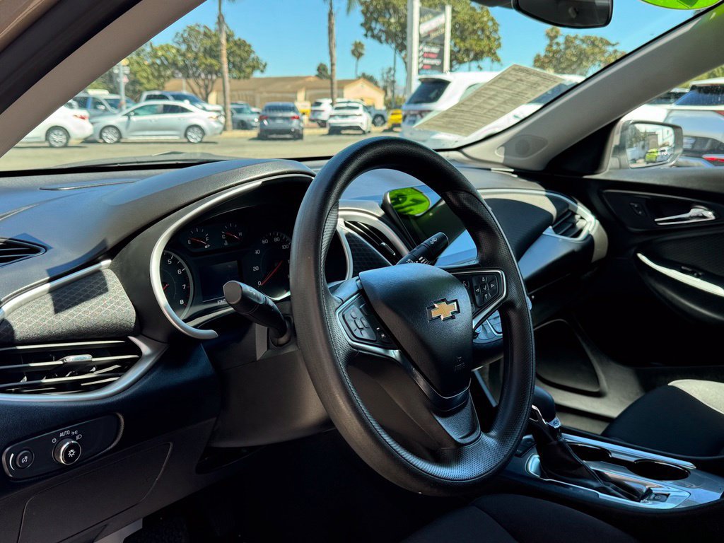 Used 2024 Chevrolet Malibu LT FWD image 10