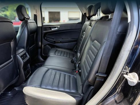 Used 2018 Ford Edge SEL w/ Equipment Group 201A FWD image 21