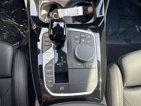 Used 2025 BMW X4 xDrive30i image 18