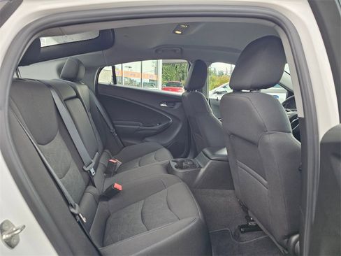 Used 2018 Chevrolet Volt LT image 14