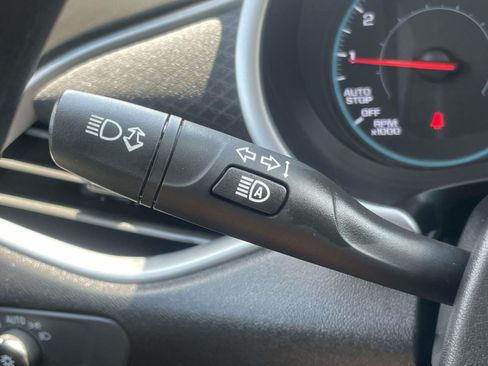 Used 2025 Chevrolet Malibu LT FWD image 22