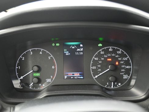 Used 2025 Toyota Corolla LE image 10