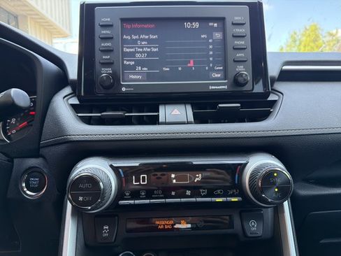 Used 2020 Toyota RAV4 XLE w/ All Weather Liner Package AWD/4WD image 19
