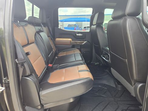 Used 2019 Chevrolet Silverado 1500 High Country w/ Technology Package AWD/4WD image 22