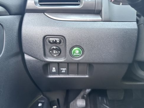 Used 2019 Honda Ridgeline Sport image 22