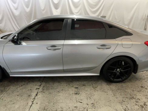 Used 2024 Honda Civic Sport image 13