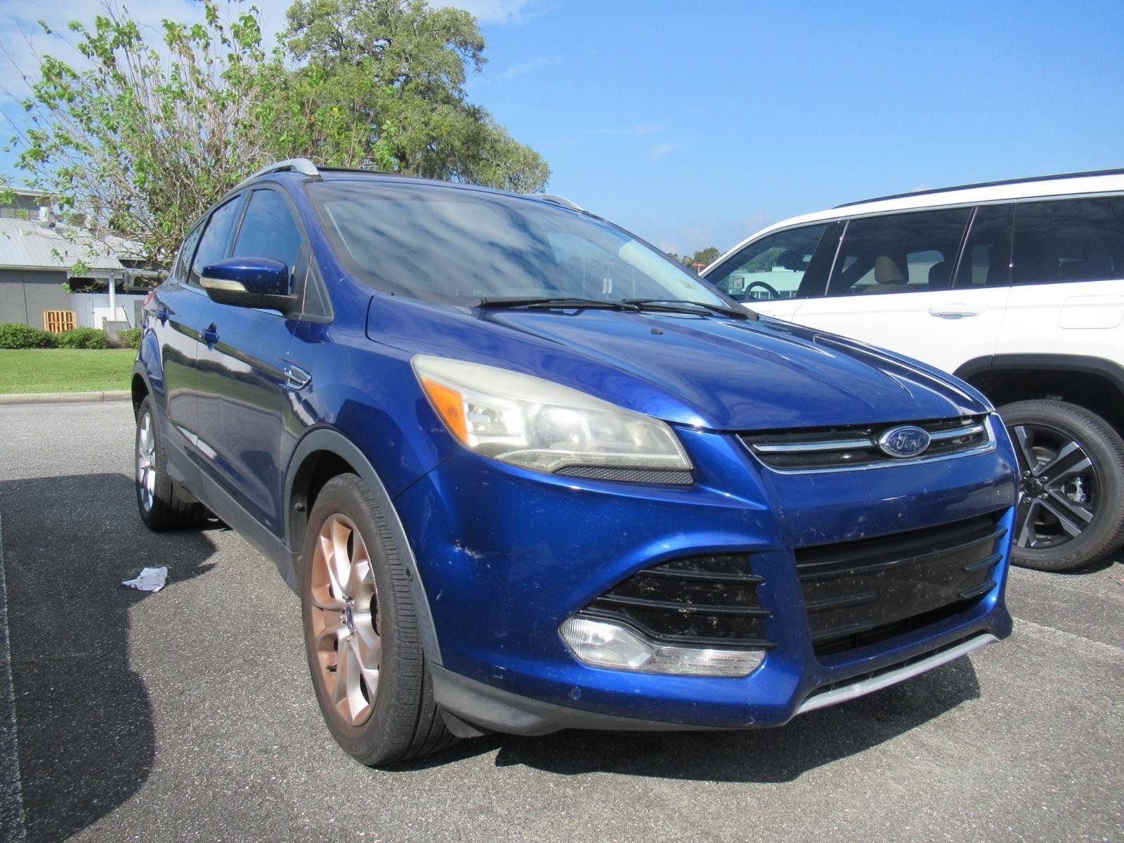 Used 2014 Ford Escape Titanium w/ Equipment Group 401A FWD image 1
