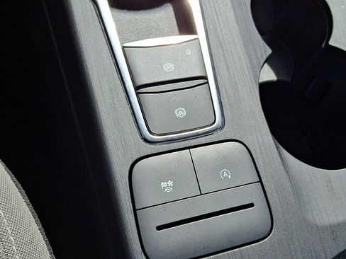 Certified 2020 Ford Escape SE AWD/4WD image 27
