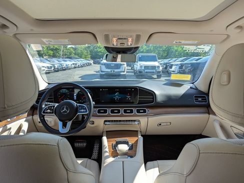 Used 2022 Mercedes-Benz GLS 450 4MATIC image 49