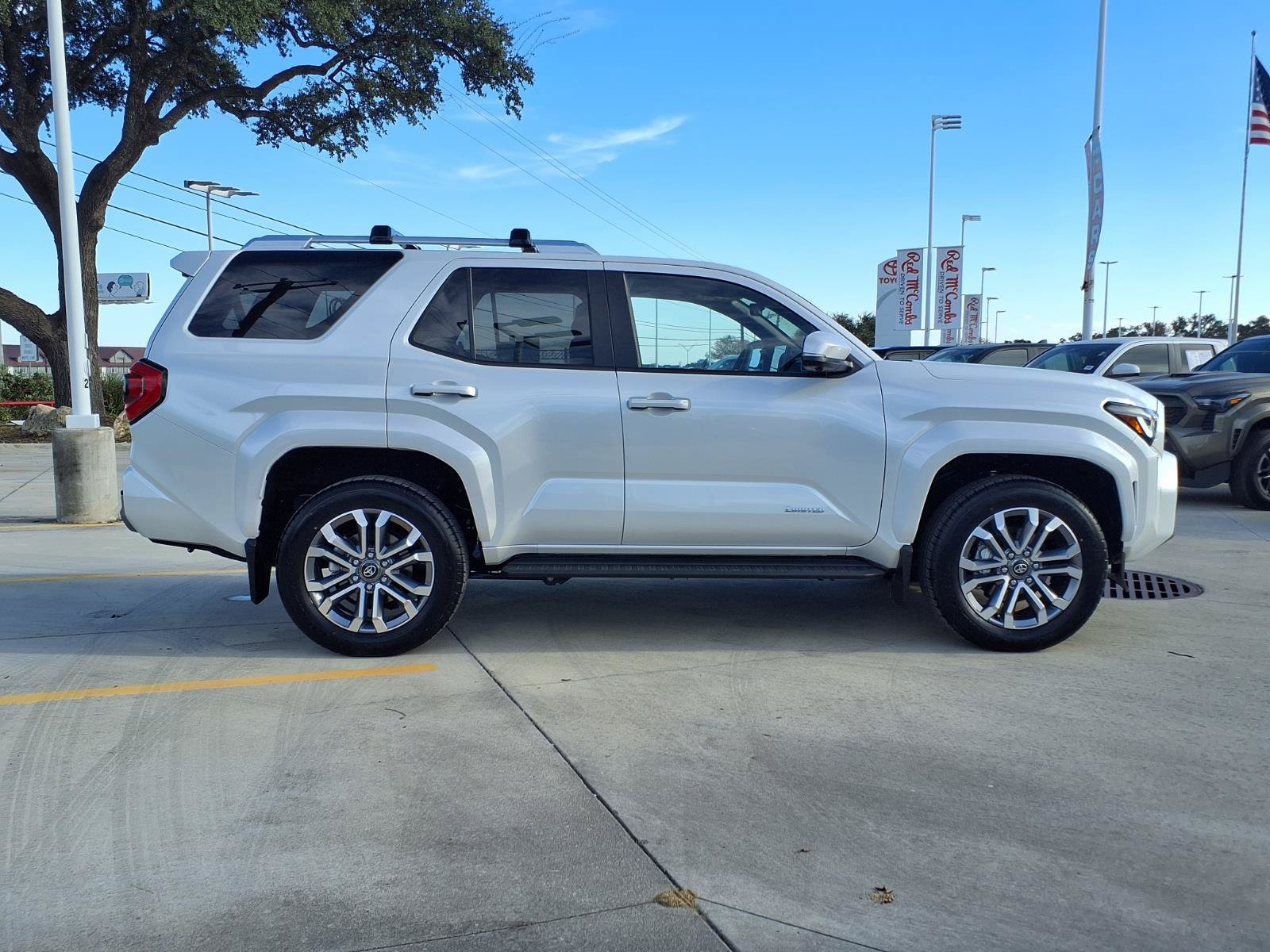 Certified 2026 Toyota 4Runner Limited AWD/4WD image 4