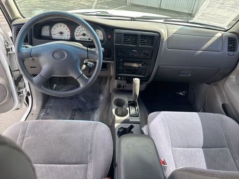 Used 2004 Toyota Tacoma PreRunner image 22