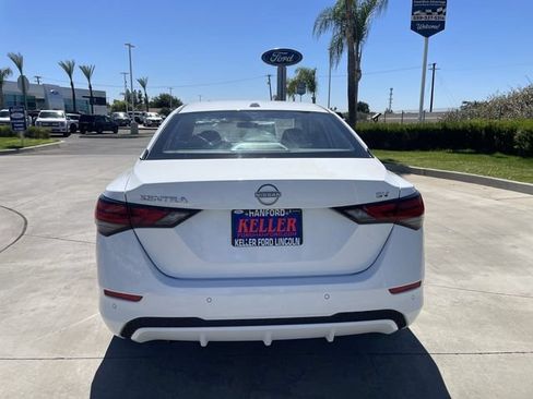 Used 2024 Nissan Sentra SV FWD image 7