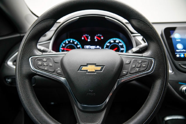 Used 2025 Chevrolet Malibu LT FWD image 23