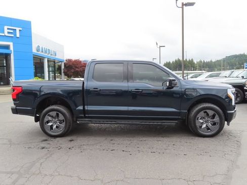 Used 2022 Ford F150 Lightning Lariat AWD/4WD image 10