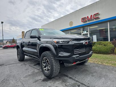 Used 2024 Chevrolet Colorado ZR2 w/ Technology Package