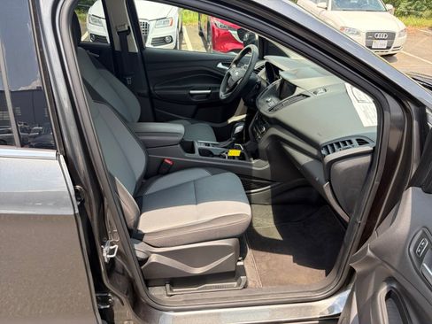 Used 2019 Ford Escape SE AWD/4WD image 32