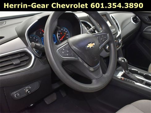 Used 2019 Chevrolet Equinox LT image 12