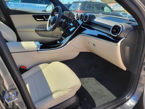 New 2026 Mercedes-Benz C 300 4MATIC Sedan image 9