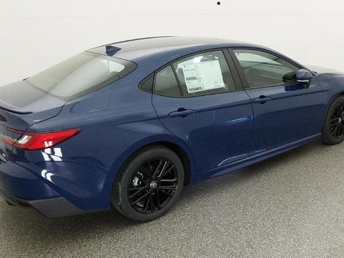 New 2026 Toyota Camry SE image 8