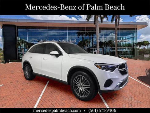 Certified 2025 Mercedes-Benz GLC 300 4MATIC image 1