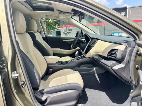 Used 2025 Subaru Outback Premium w/ Popular Package #1A AWD/4WD image 7