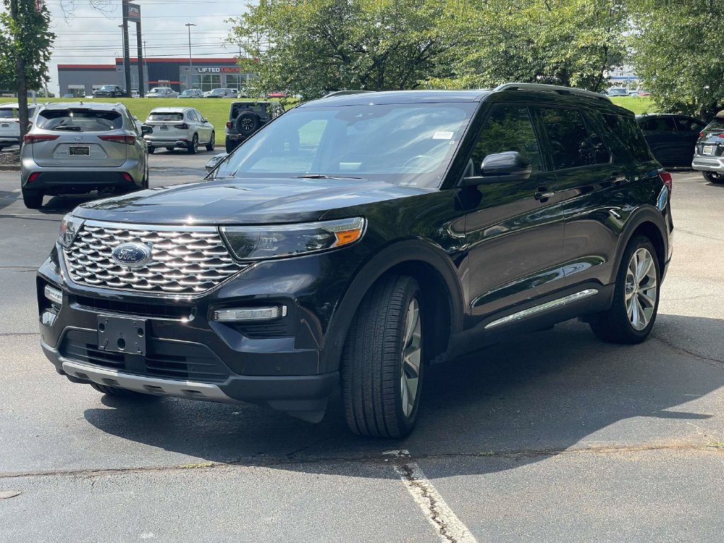 Used 2021 Ford Explorer Platinum w/ Premium Technology Package RWD image 5