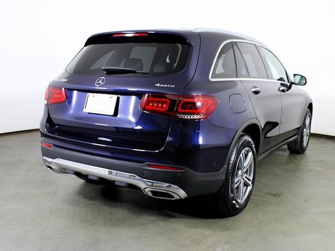 Used 2021 Mercedes-Benz GLC 300 4MATIC image 7