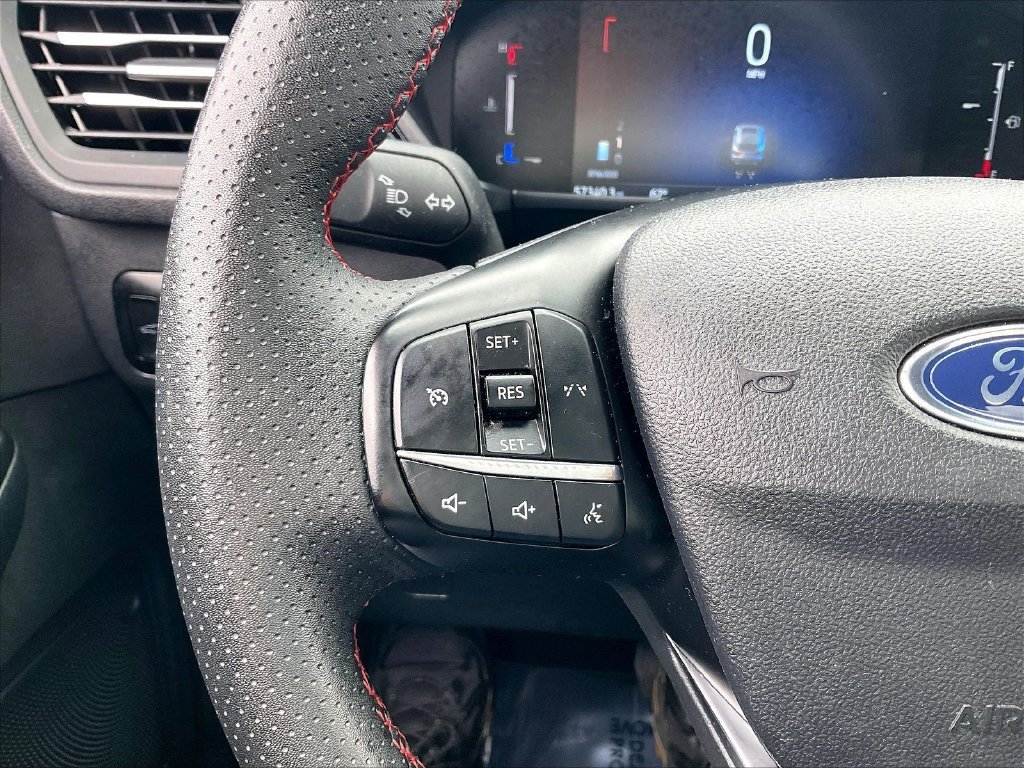 Used 2025 Ford Escape ST-Line Select AWD/4WD image 21