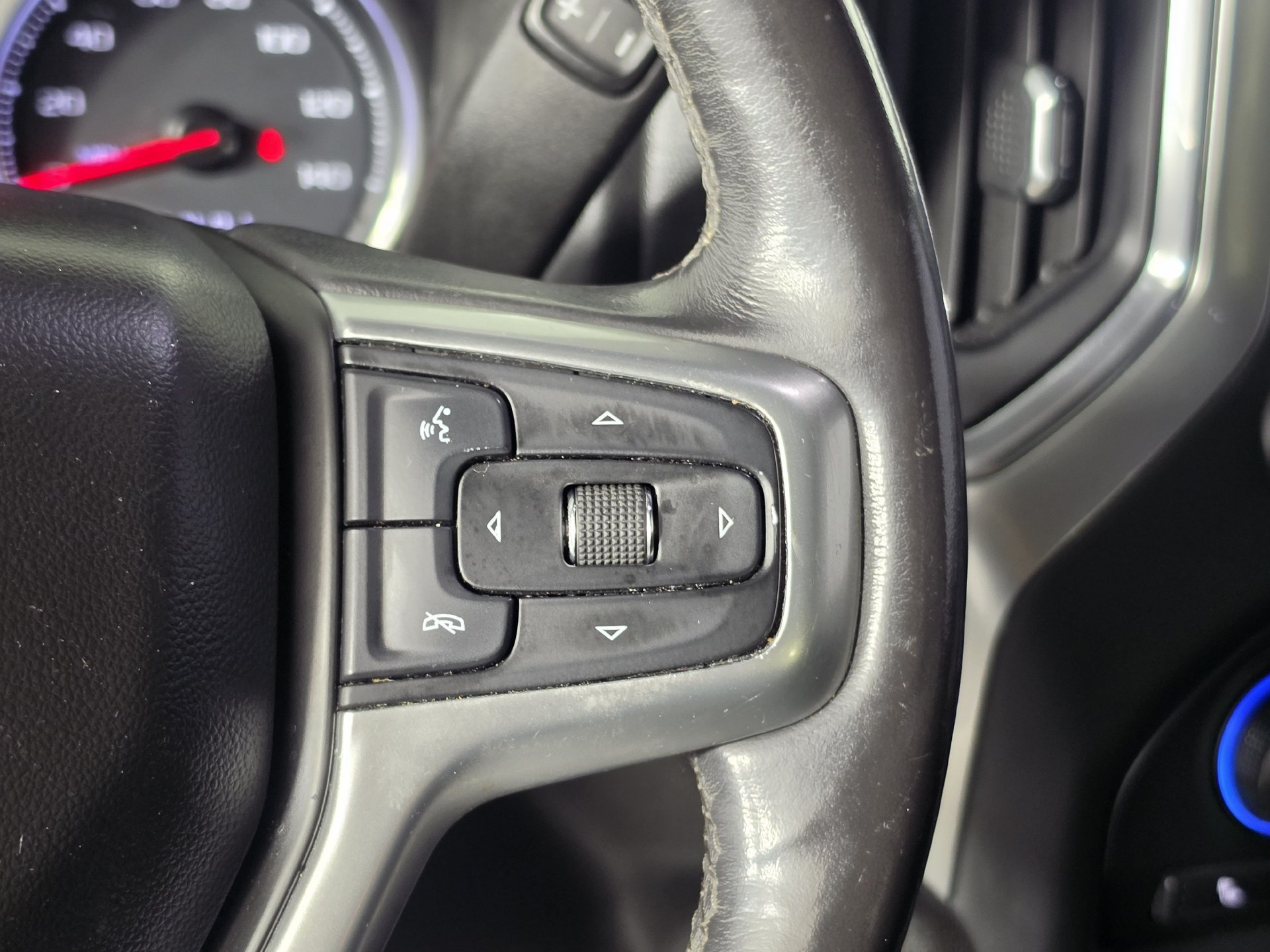Used 2020 Chevrolet Silverado 1500 RST w/ All-Star Edition AWD/4WD image 11