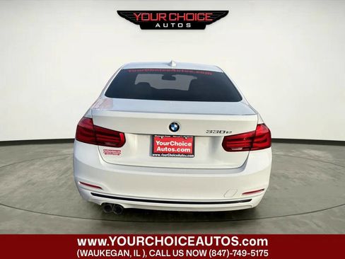 Used 2018 BMW 330e 330e iPerformance 4dr Sedan image 4