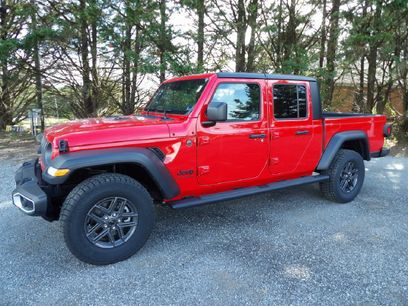 Used 2025 Jeep Gladiator Sport