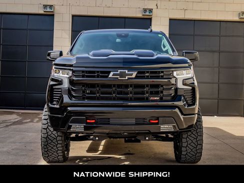 Used 2025 Chevrolet Silverado 1500 LT Trail Boss w/ Convenience Package II image 4