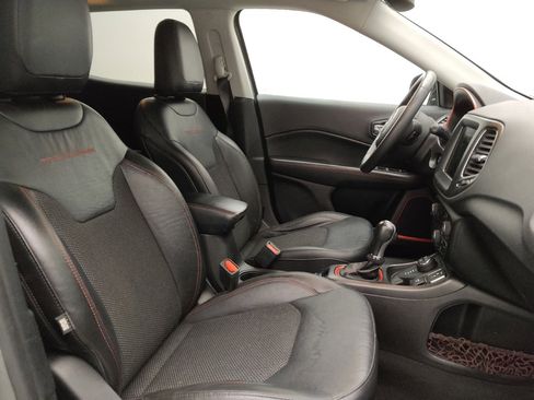 Used 2021 Jeep Compass Trailhawk AWD/4WD image 21