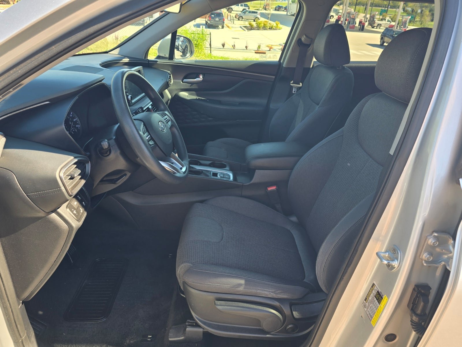 Used 2019 Hyundai Santa Fe SE AWD/4WD image 11