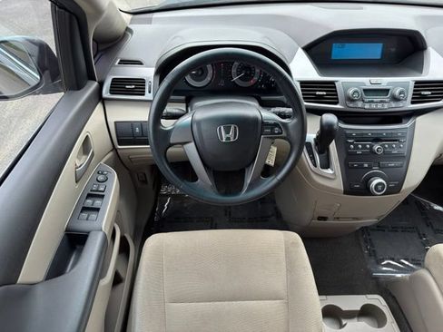 Used 2012 Honda Odyssey LX image 9