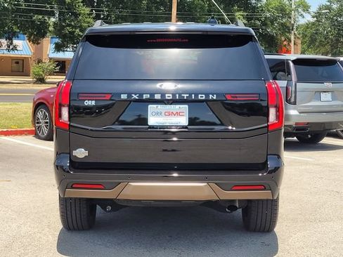 Used 2025 Ford Expedition King Ranch AWD/4WD image 6