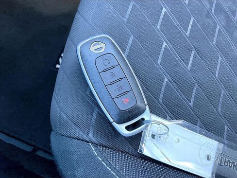 Used 2024 Nissan Kicks SV image 35