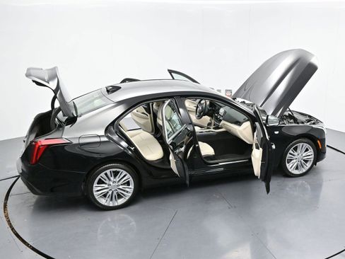 Certified 2025 Cadillac CT4 Premium Luxury image 35