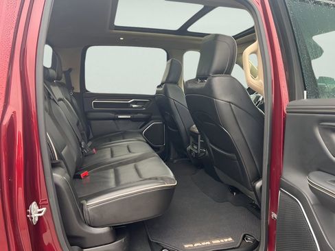 Used 2019 RAM 1500 Laramie image 13