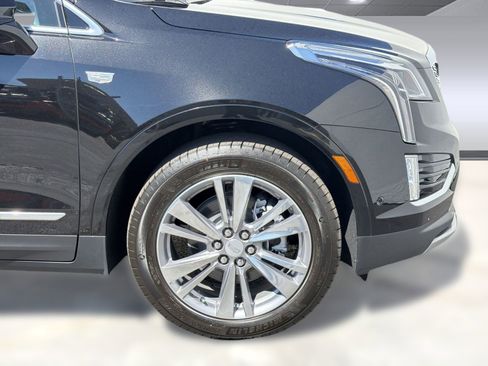 New 2026 Cadillac XT5 Premium Luxury AWD/4WD image 11