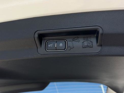 New 2026 Ford Explorer Active image 32