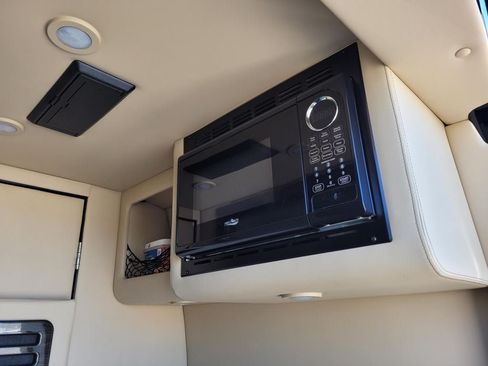 Used 2020 Mercedes-Benz Sprinter 3500 image 15