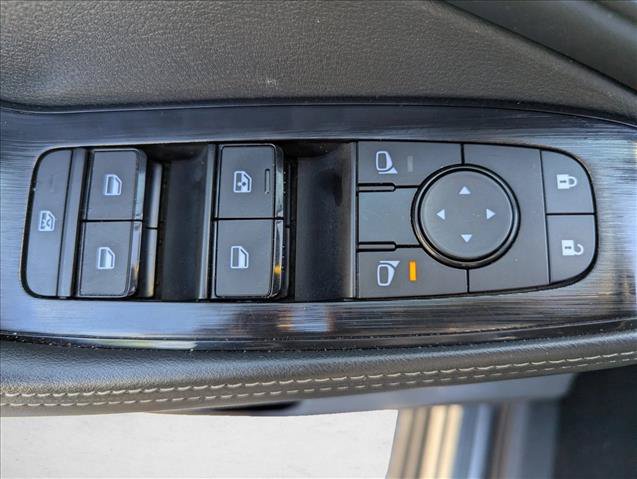 Used 2024 Nissan Rogue SV FWD image 10