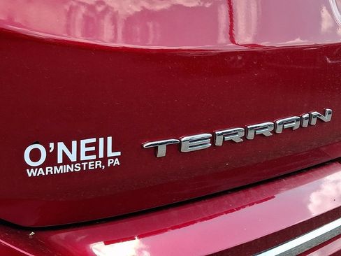 Used 2023 GMC Terrain Denali w/ Denali Premium Package AWD/4WD image 10