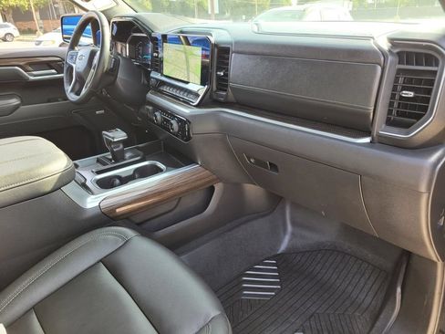 Used 2026 Chevrolet Silverado 1500 RST AWD/4WD image 8