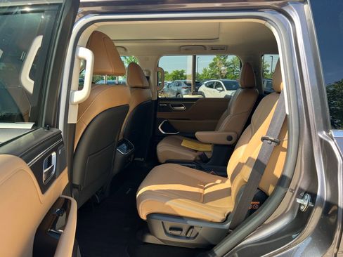 Used 2025 INFINITI QX80 Luxe w/ Cargo Package AWD/4WD image 20