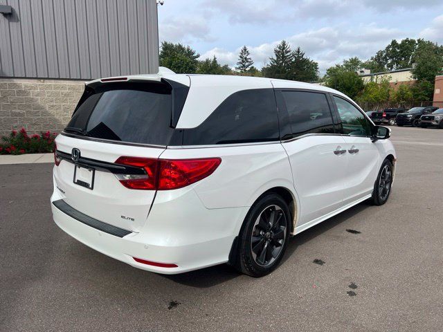 Used 2024 Honda Odyssey Elite image 5