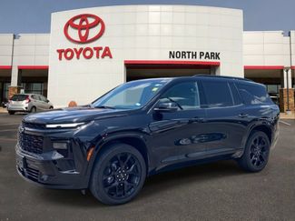 Used 2024 Chevrolet Traverse RS FWD video 1